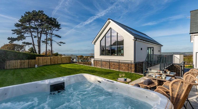 Photo of 4 Bed in Instow