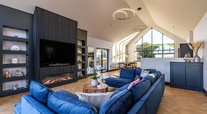 Photo of 4 Bed in Instow