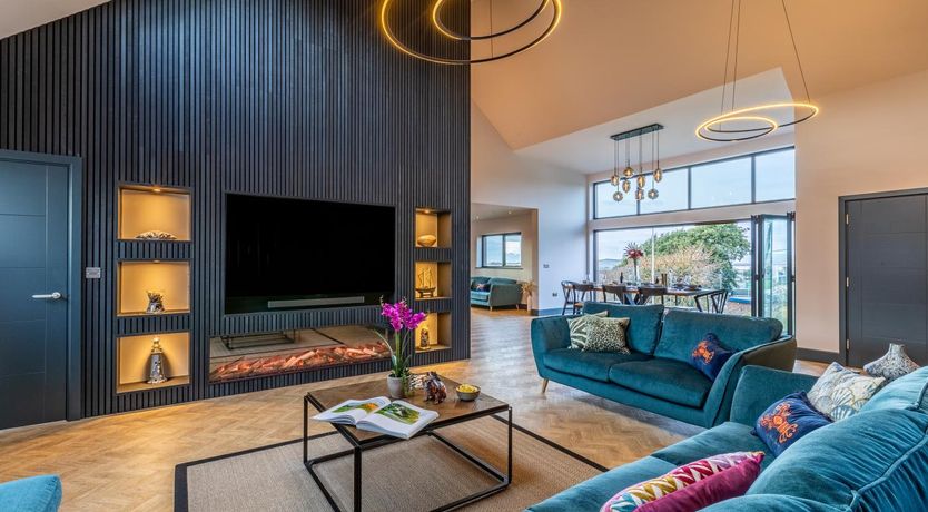 Photo of 4 Bed in Instow