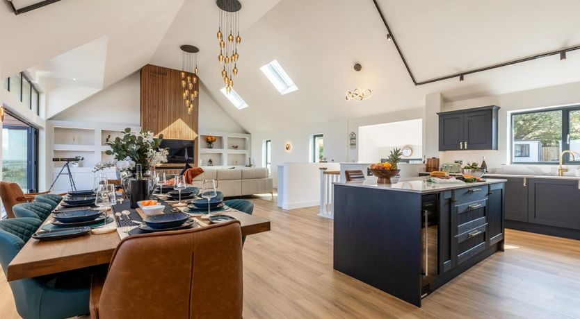 Photo of 4 Bed in Instow