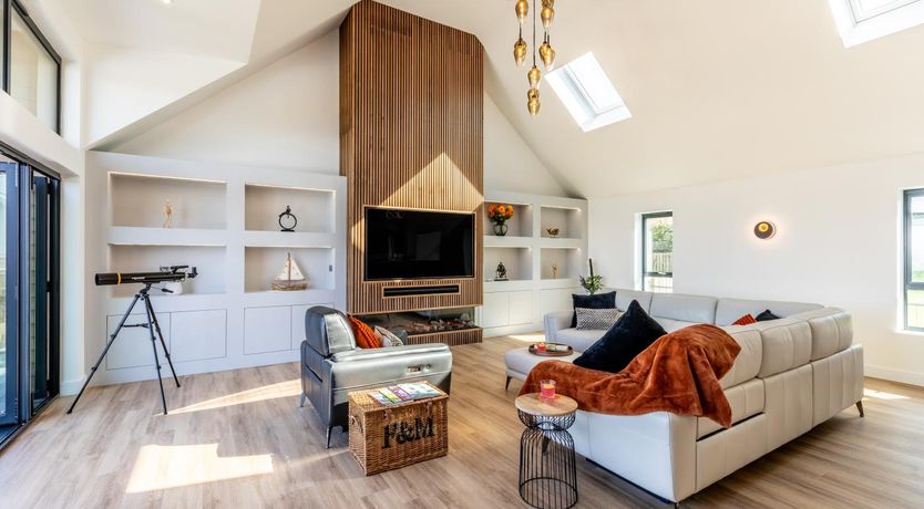 Photo of 4 Bed in Instow