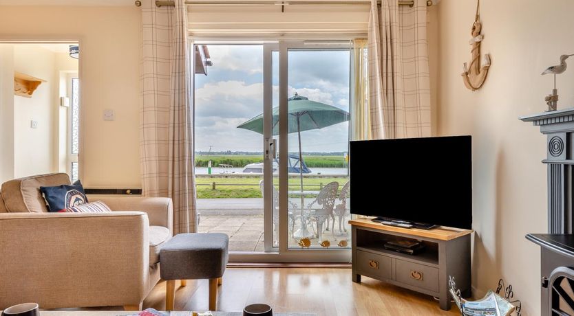 Photo of 2 Bed in Reedham