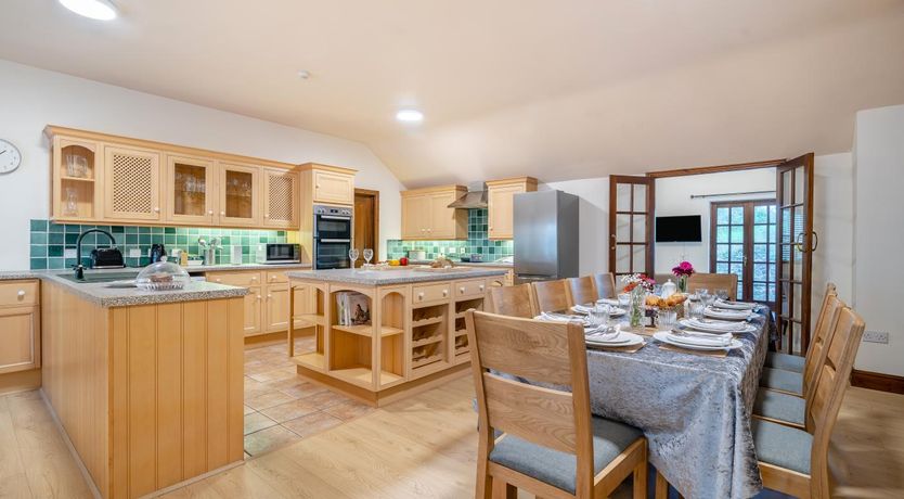 Photo of 4 Bed in Nether Stowey