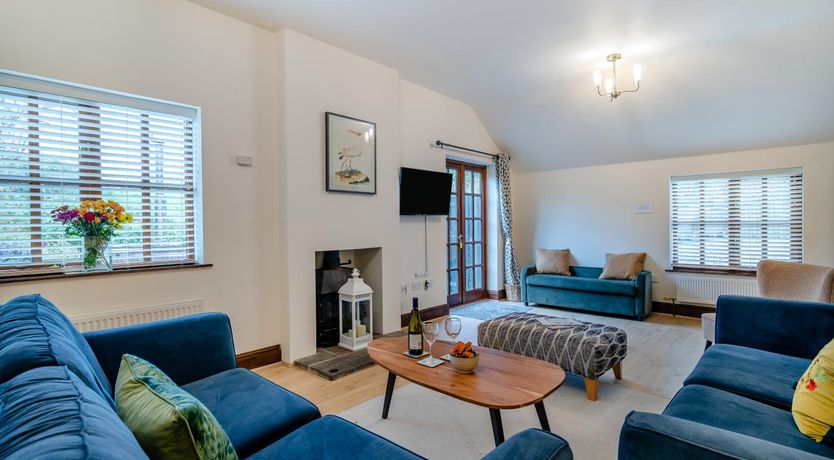 Photo of 4 Bed in Nether Stowey