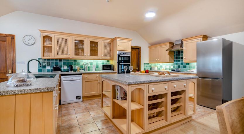 Photo of 4 Bed in Nether Stowey