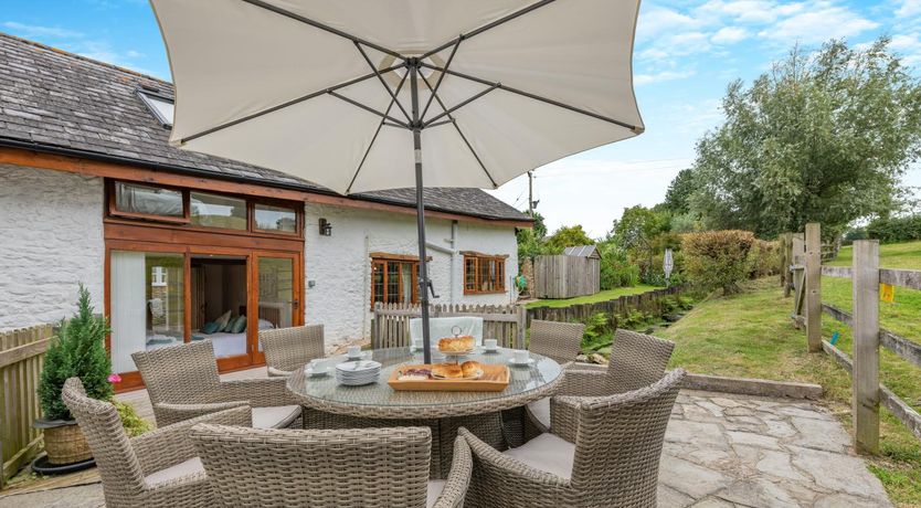 Photo of 4 Bed in Colyton