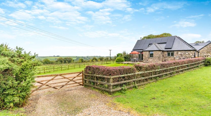 Photo of 2 Bed in Reynoldston