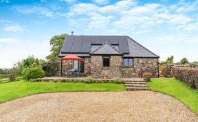 Photo of 2 Bed in Reynoldston