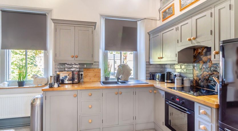 Photo of 3 Bed in Richmond