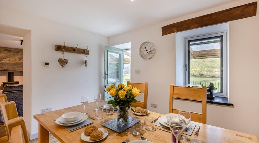 Photo of 2 Bed in Penmaenpool