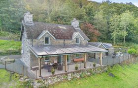Photo of 2-bed-in-penmaenpool
