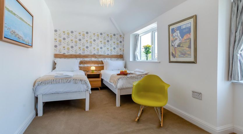 Photo of 2 Bed in Scarborough