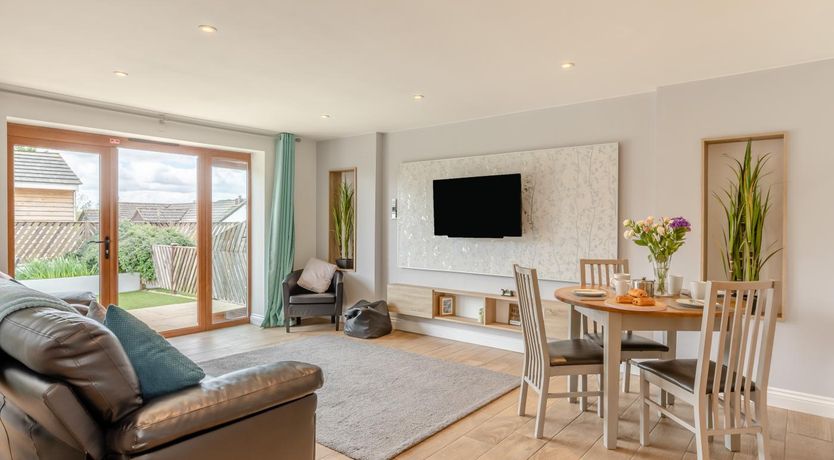 Photo of 1 Bed in Tytherleigh