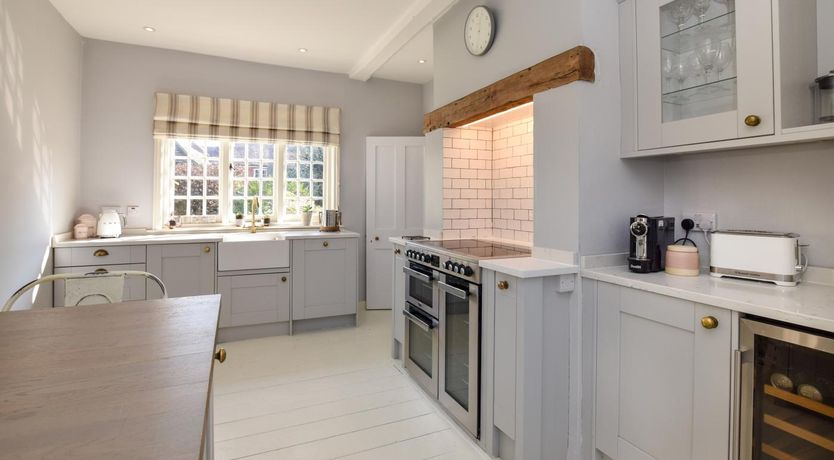 Photo of 5 Bed in Sedlescombe