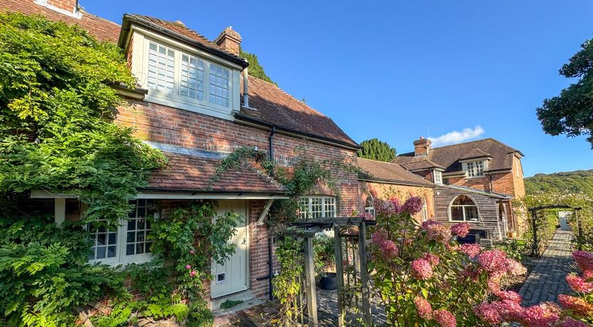 Photo of 5 Bed in Sedlescombe