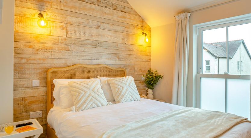 Photo of 1 Bed in Abersoch