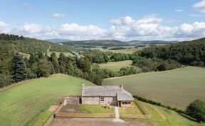 Photo of 2 Bed in Tomintoul