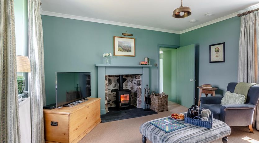 Photo of 2 Bed in Tomintoul