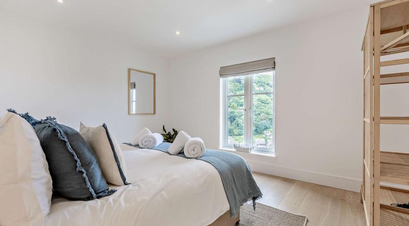 Photo of 2 Bed in Lynmouth