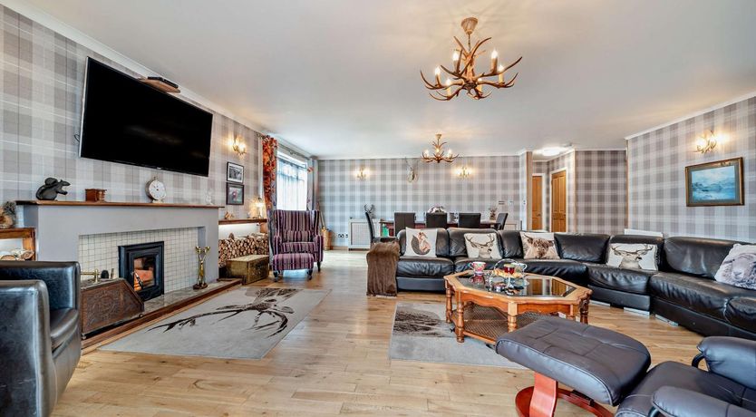 Photo of 4 Bed in Lochgoilhead