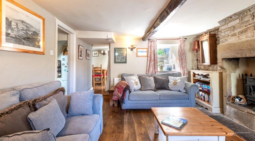 Photo of 2 Bed in Castleton