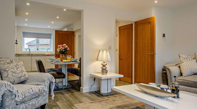 Photo of 3 Bed in Totland Bay