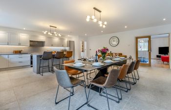 4 Bed in Capel Bangor Holiday Home