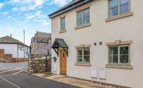 Photo of 3 Bed in Watchet