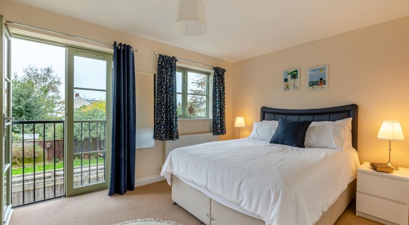 Photo of 3 Bed in Watchet
