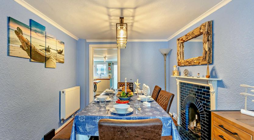 Photo of 3 Bed in Dawlish