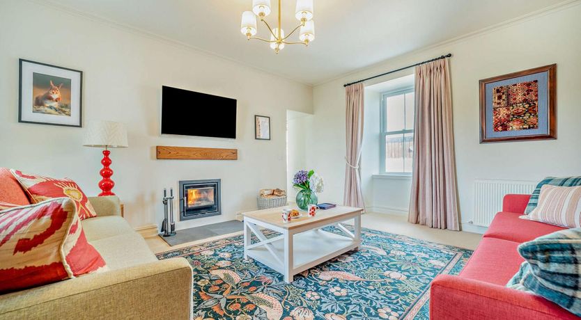 Photo of 4 Bed in Campbeltown