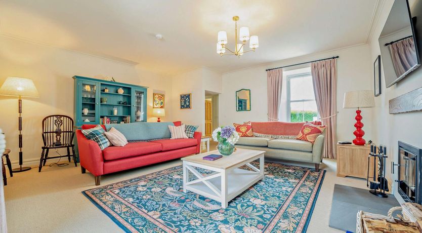 Photo of 4 Bed in Campbeltown