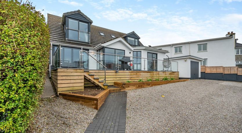 Photo of 4 Bed in Carbis Bay