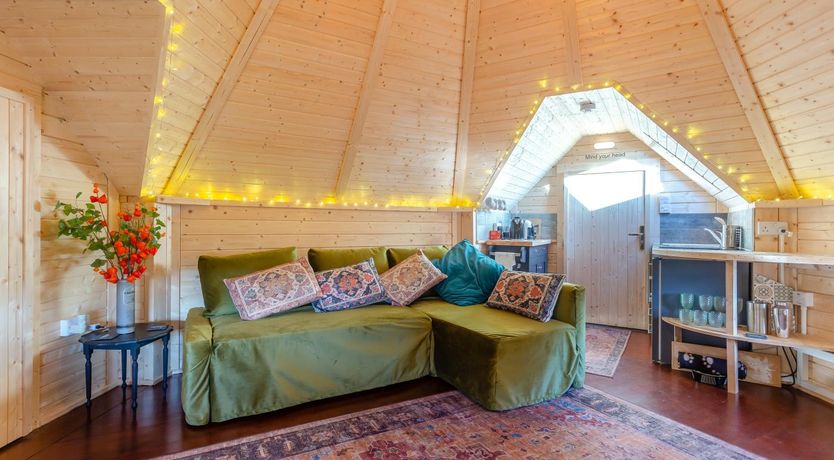 Photo of 1 Bed in Milltown Of Edinvillie