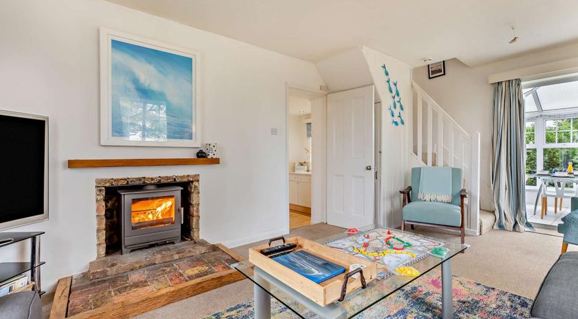 Photo of 3 Bed in Docking