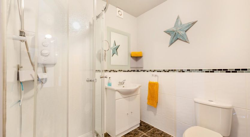 Photo of 1 Bed in St. Dogmaels