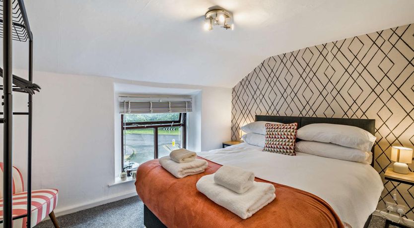 Photo of 2 Bed in Ulverston