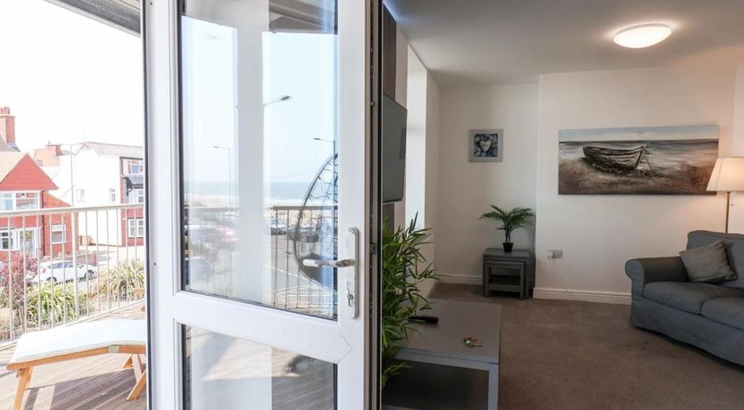 Photo of 3 Bed in Bridlington