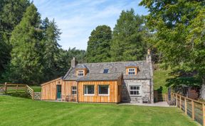 Photo of 3 Bed in Tomintoul