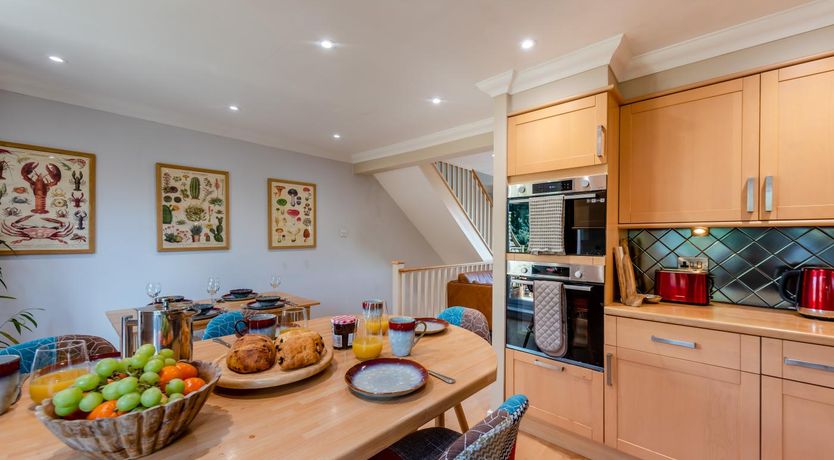 Photo of 2 Bed in Shoreham-by-Sea