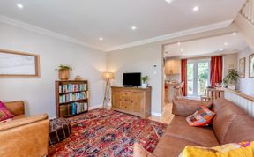 Photo of 2 Bed in Shoreham-by-Sea