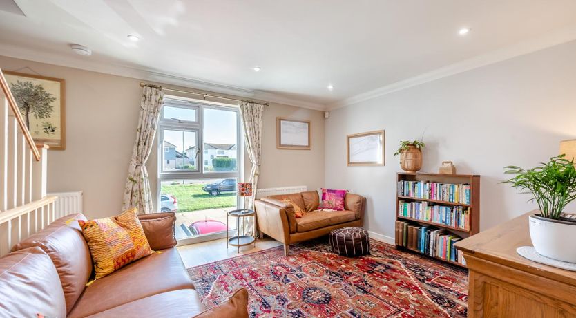Photo of 2 Bed in Shoreham-by-Sea