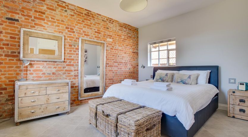 Photo of 3 Bed in Bramfield