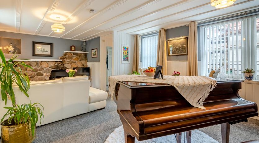 Photo of 1 Bed in Newton Of Falkland