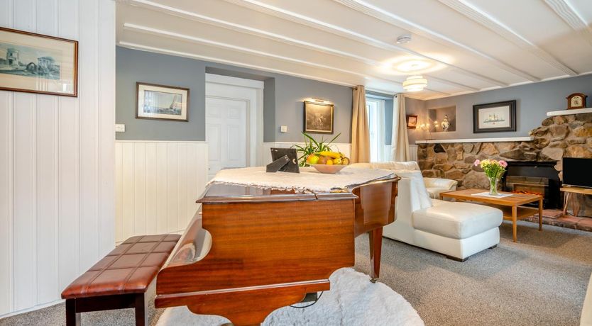 Photo of 1 Bed in Newton Of Falkland