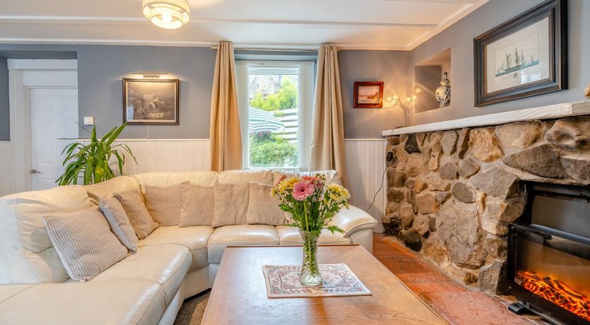 Photo of 1 Bed in Newton Of Falkland