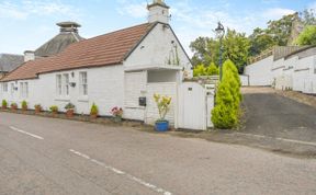 Photo of 1 Bed in Newton Of Falkland