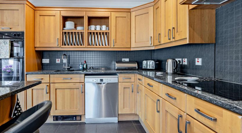 Photo of 4 Bed in Tomintoul