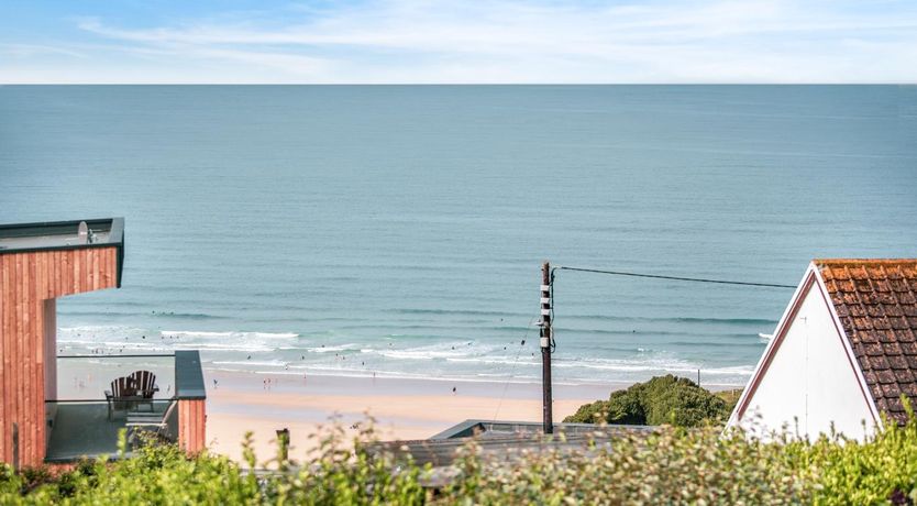 Photo of 4 Bed in Mawgan Porth