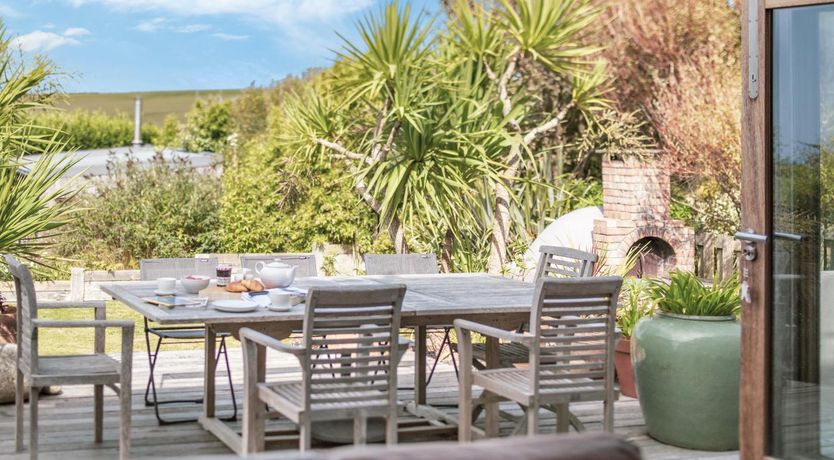 Photo of 4 Bed in Mawgan Porth